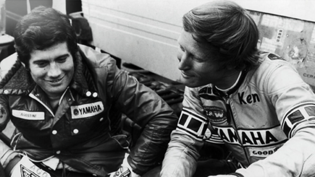 Kenny Roberts "El Marciano", primer estadounidense en ganar el mundial de 500 14 Kenny Roberts y Giacomo Agostini