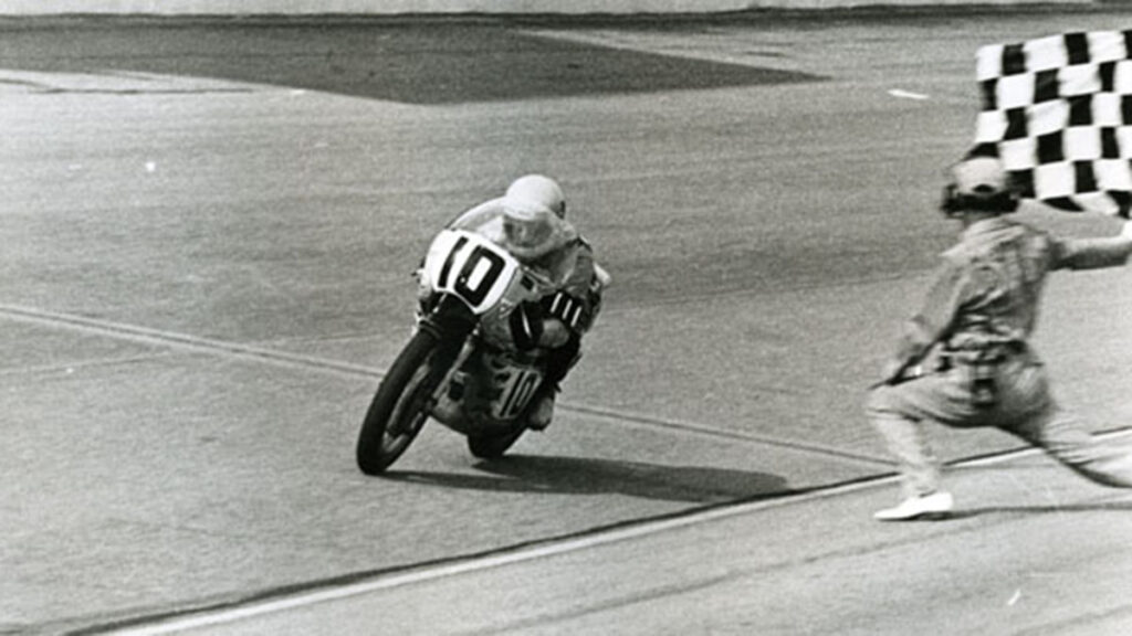 Jarno Saarinen (1945-1973): La historia de "El finlandés volador" 9 La imagen tiene un atributo ALT vacío; su nombre de archivo es jarno_8-1024x576.jpg