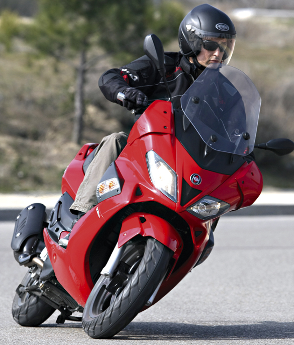 Gilera Nexus 125 i.e.