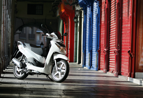Peugeot LXR 125 2 Peugeot LXR 125 Apertura