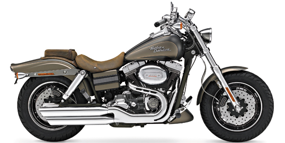 Harley-Davidson Dyna Fat Bob/Fat Bob CVO/Street Bob/Dyna S. Glide custom/Dyna Wide Glide (16.450 -/31.000 -/13.990 -/15.300 -/15.900 -)
