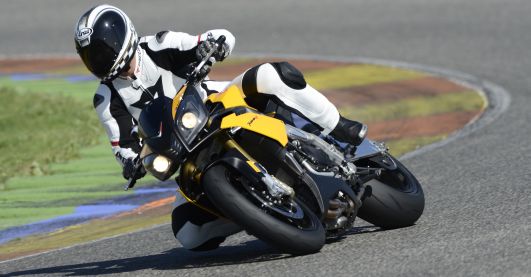 Aprilia_Tuono_V4R_0 Aprilia_Tuono_V4R_0