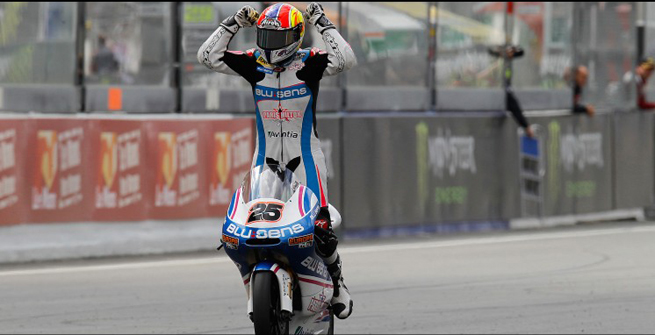 maverick_vinales_01_slideshow