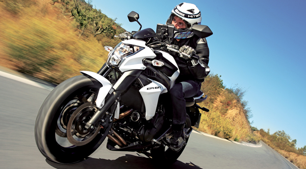 Kawasaski ER-6n Launch Kawasaski ER-6n Launch