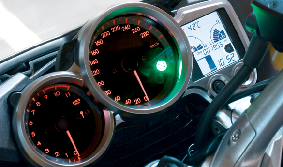 Yamaha FJR1300 ABS (17.299-)