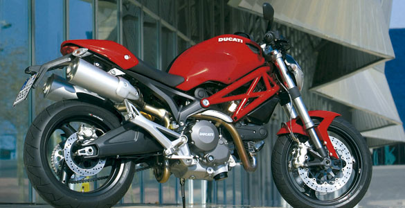 Ducati Monster 696