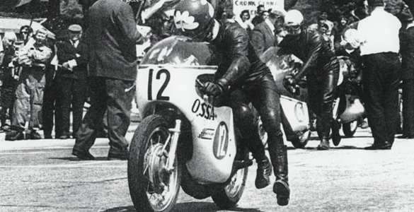 Santi  en el T T de 1968, una carrera por la que sentía especial predilección.