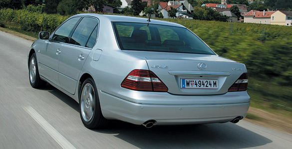 Lexus LS 2003