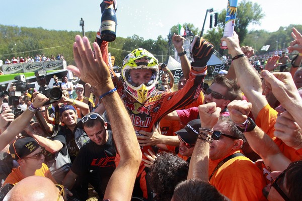 Tony Cairoli