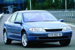 renault laguna noviembre 2004 frontal tres cuartos renault laguna noviembre 2004 frontal tres cuartos
