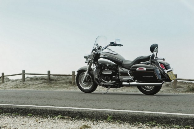 Novedad 2013: Triumph Rocket III Touring 2 triumph rocket iii touring 5