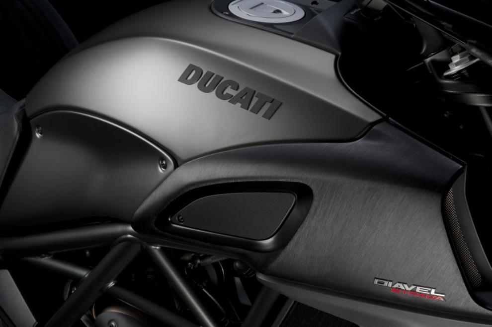 ducati diavel020