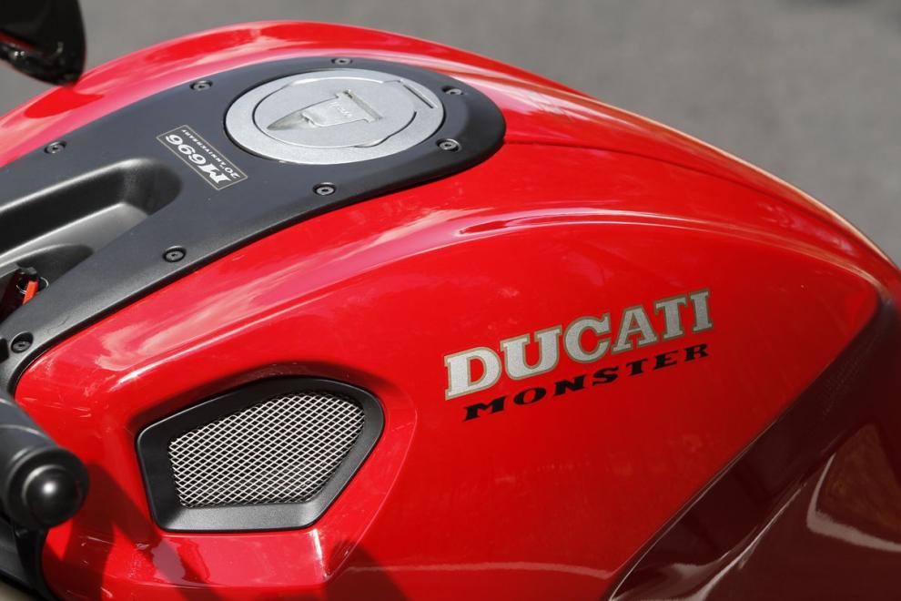 prueba ducati moster 696 20aniversario036