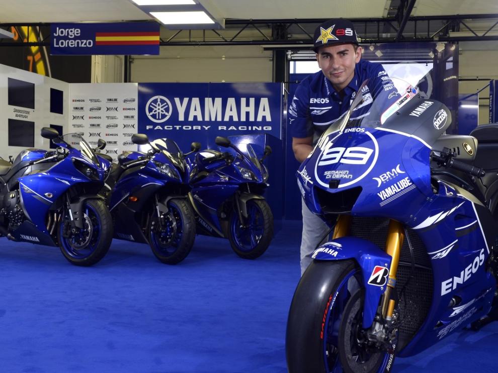 yamaha race blu 02