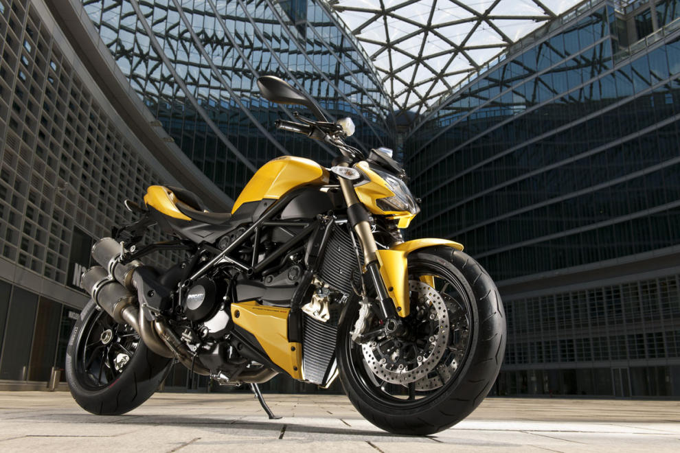 ducati streetfighter 848