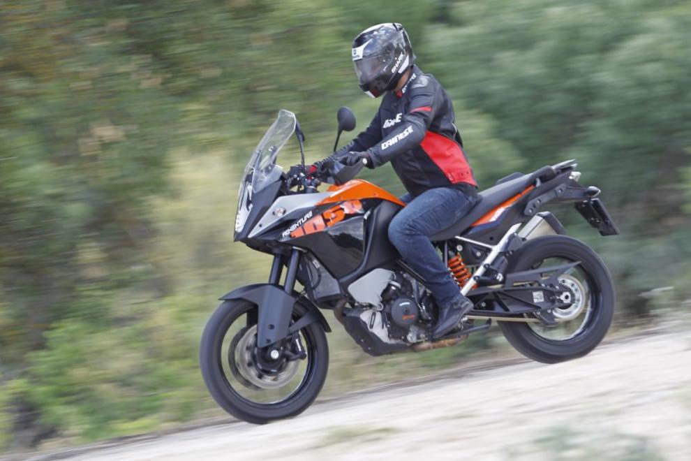 KTM 1050