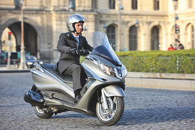 Trucos para ahorrar dinero con tu moto o scooter 12 Ahorra hasta el último céntimo con tu scooter o moto