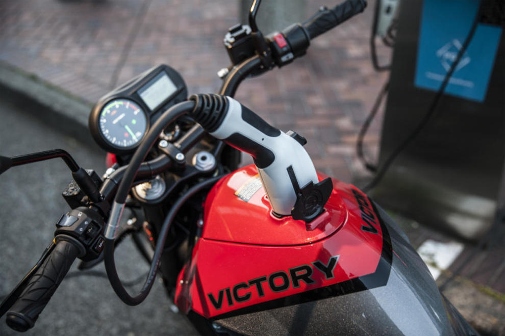 Victory Empulse TT: eléctrica con caja de cambios 3 victory empulse 8 g