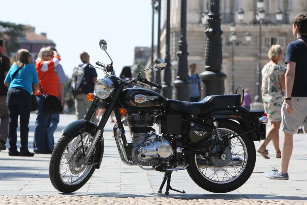 Royal Enfield Bullet: El lento fluir del tiempo