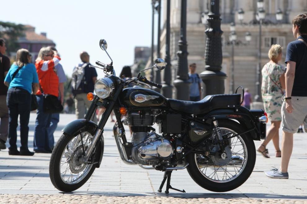 Royal Enfield Bullet: El lento fluir del tiempo