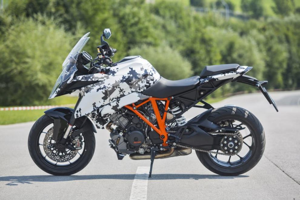 Prueba KTM 1290 SUPER DUKE GT 2016