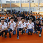 Los pilotos Repsol vuelven al cole