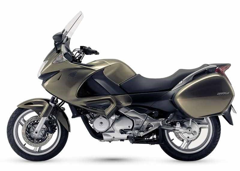 Descubre las ofertas de motos de fin de año 7 honda deauville 2