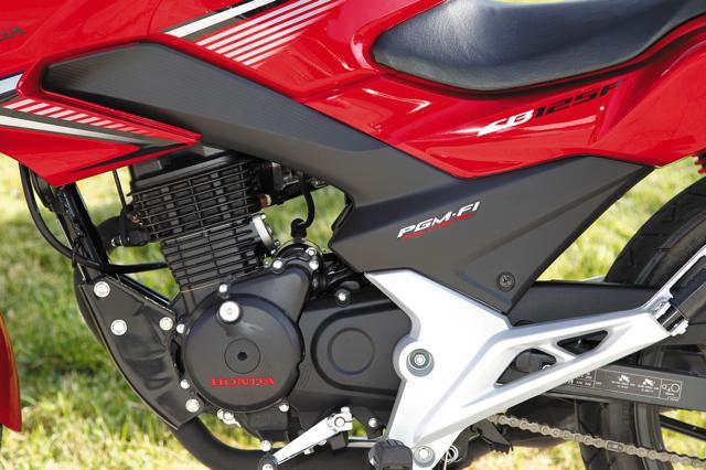 Honda CB 125 F: prueba a fondo 4 mik5262