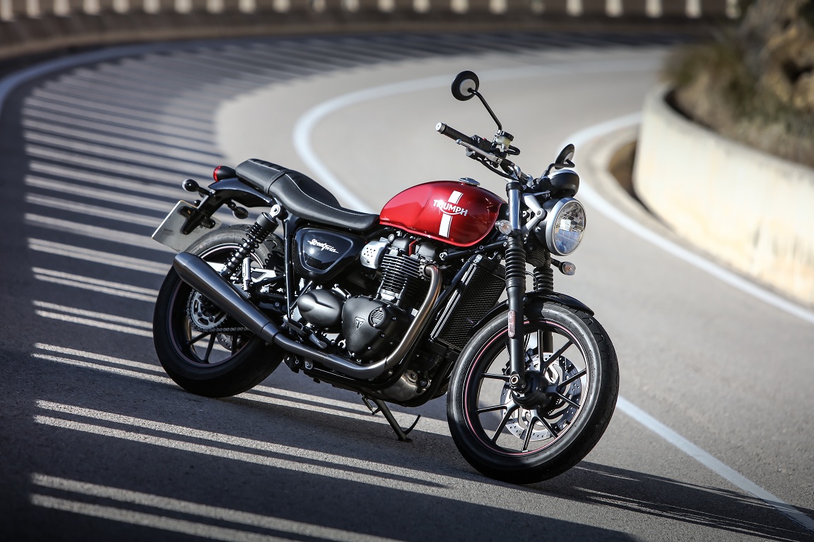 triumph street twin 8