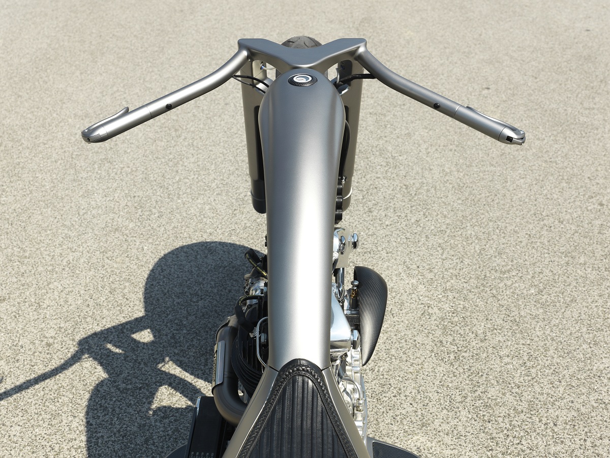 AKRAPOVIC FULL MOON: esto es custom 4 akrapovic full moon 35