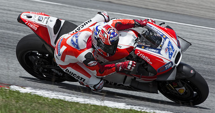 casey stoner desmosedici ducati 2