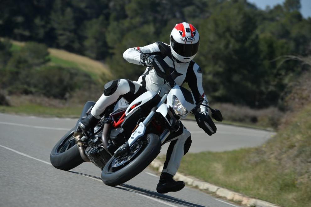 Prueba Ducati Hypermotard 939