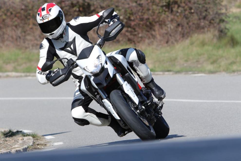 Prueba Ducati Hypermotard 939