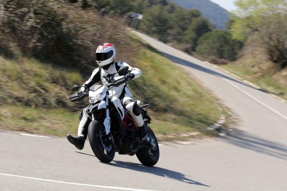 Prueba Ducati Hypermotard 939