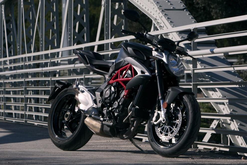 MV Agusta Brutale 800