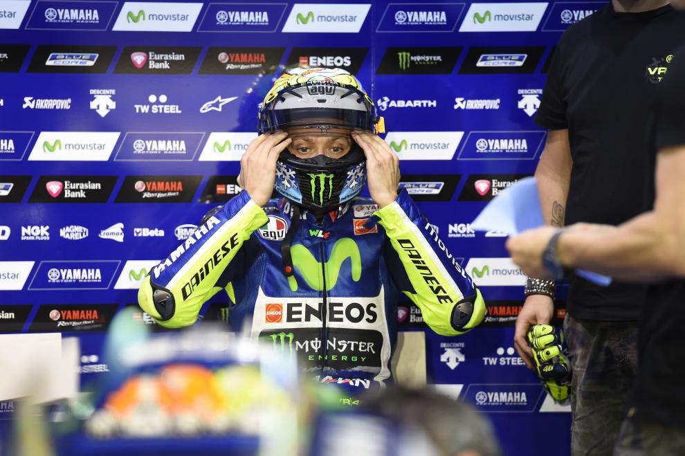 Lorenzo: "Espero que con el neumático que traiga Michelin seamos aún más competitivos" 10 rossi test catar motogp