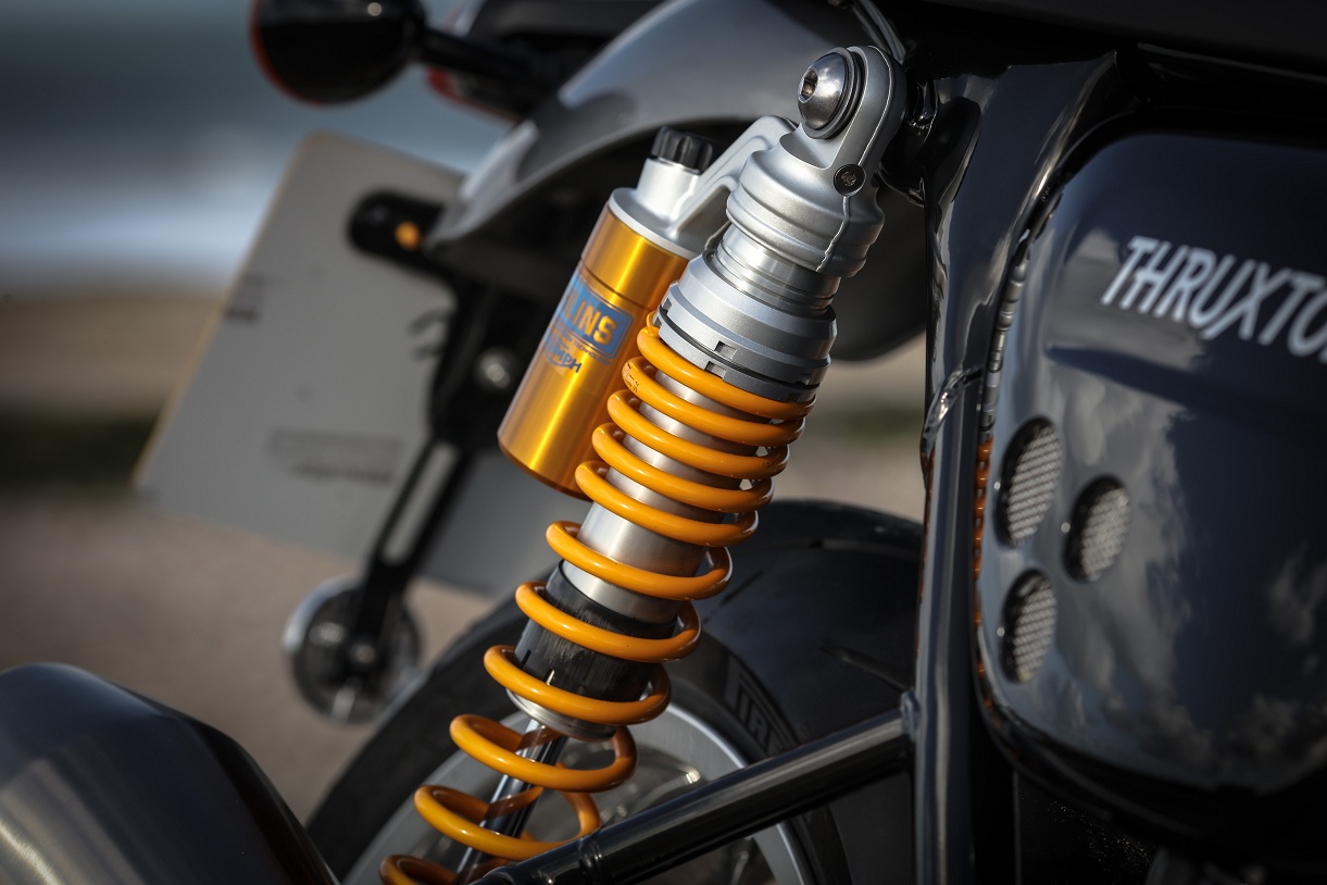 Prueba Triumph Bonneville Thruxton 2016: La herencia 13 triumph bonneville thruxton 2016 11