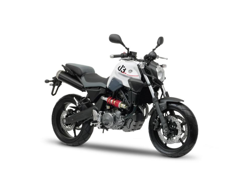 yamaha mt03