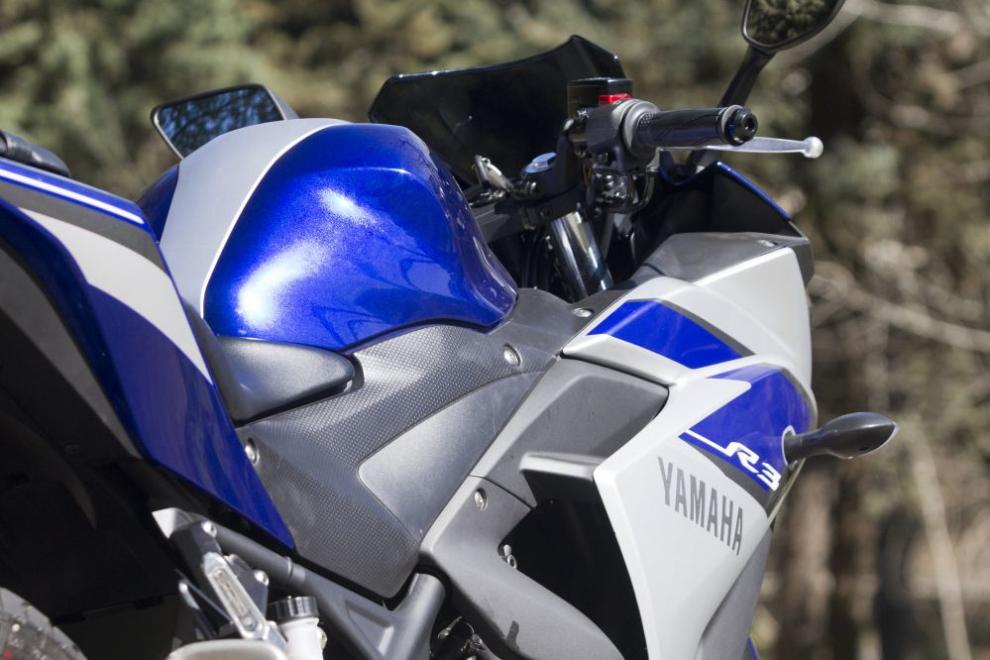 Yamaha R3