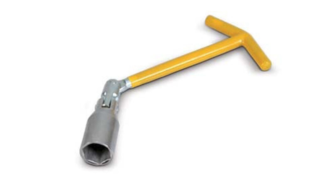 Herramientas imprescindibles para la moto (I) 13 Llave bujía