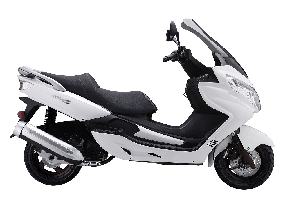 Los chollos de motos más interesantes de mayo 17 riya adonis 125 2