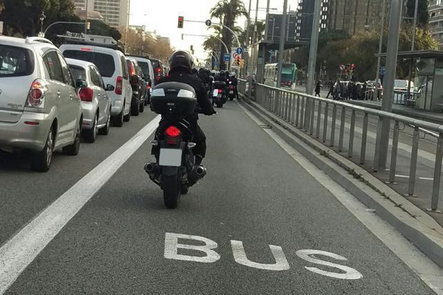 tecnicas conduccion si pasas del coche a la moto 0000