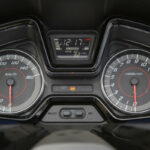 Fotos de la comparativa XMAX 125 vs Forza 125 22 Comparativa Yamaha XMAX 125 vs Honda Forza 125