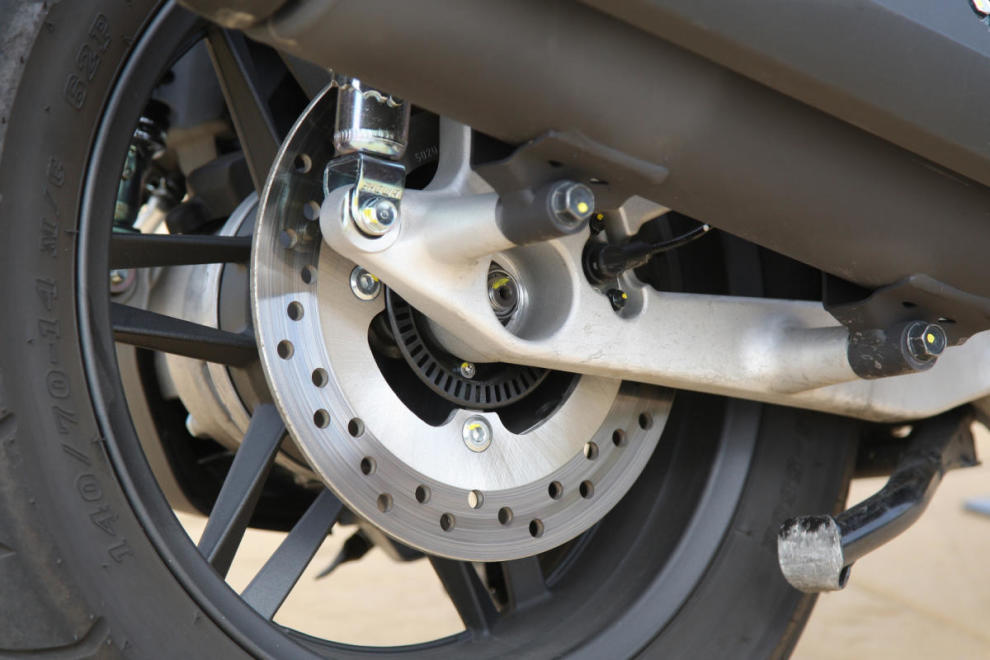 Enfrentamos el Yamaha XMAX 125 con el Honda Forza 125 6 Yamaha XMAX 125 con el Honda Forza 125