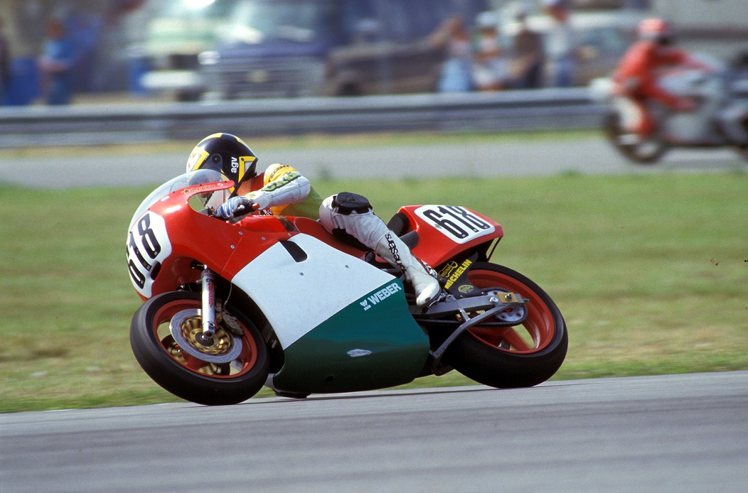 historia de las ducati desmoquattro 12