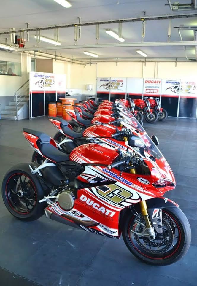 trackday ducati