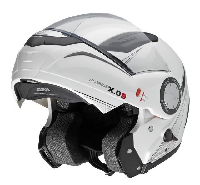 Cómo debe ser el equipamiento del motorista en verano 8 equipamiento moto verano 0009