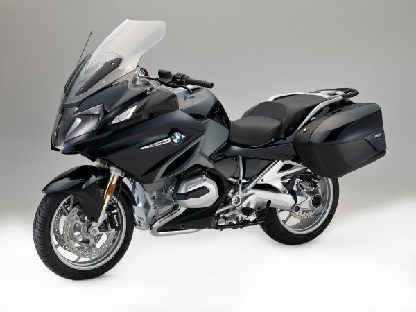 p90223374 lowres bmw r 1200 rt carbon