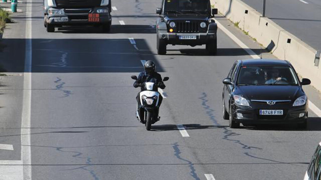 scooter 125 en carretera