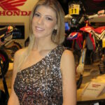 Chicas del Salón EICMA de Milán 2016